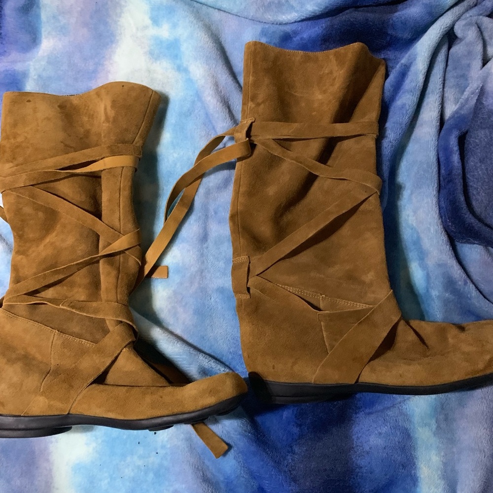 “Me Too” Brown Lace Up Boots